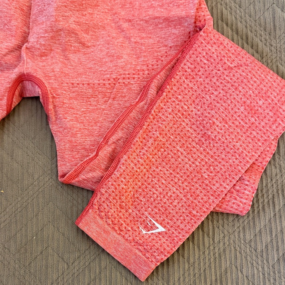 Gymshark Vibrant Pink Leggings - Picture 3 of 4
